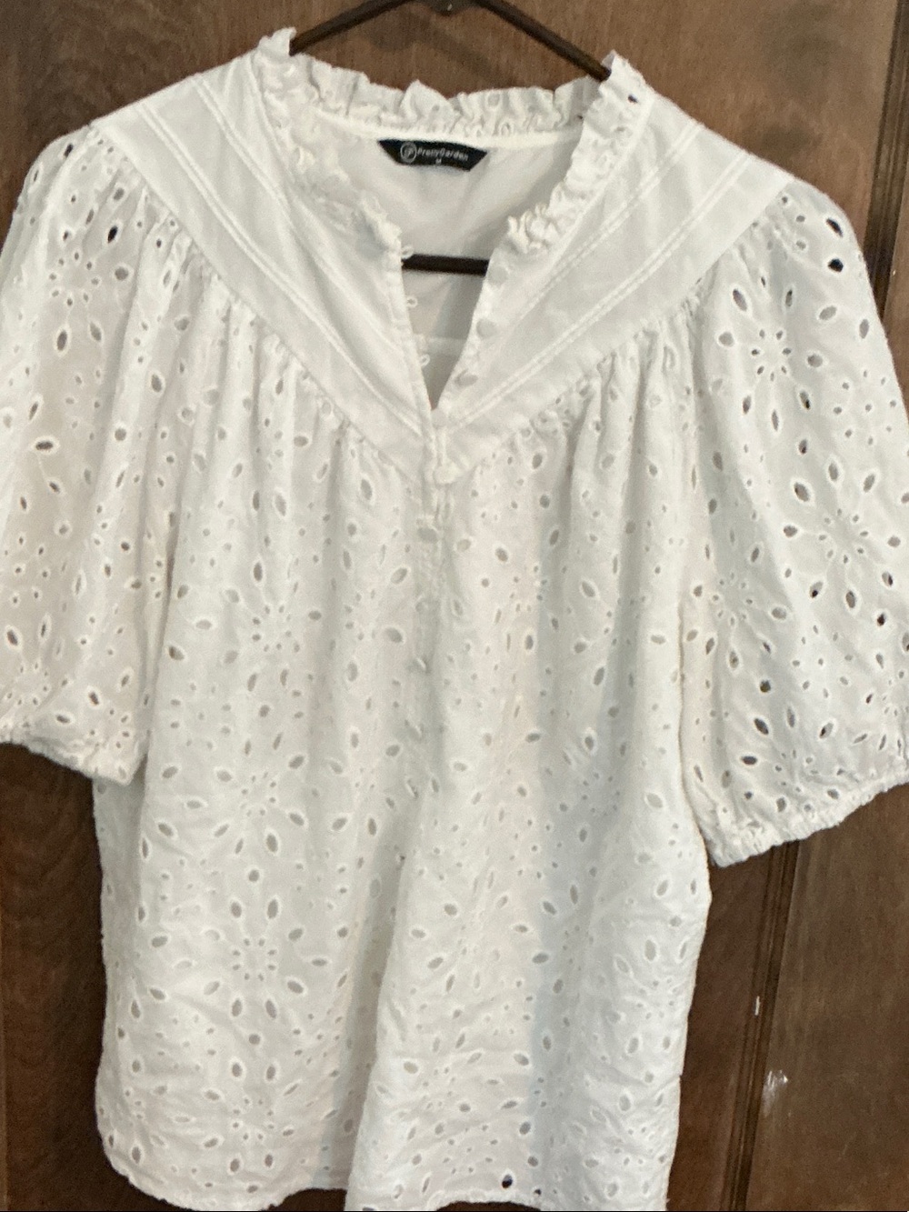 Boho White Eyelet Puff-Sleeve Top by Pretty Garden size medium